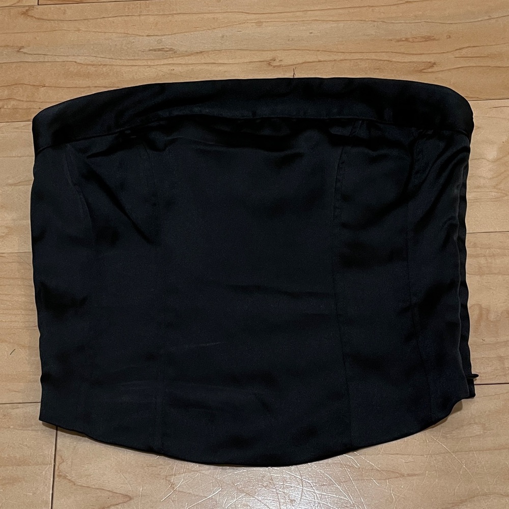 Elegant Black Strapless Strapless Top